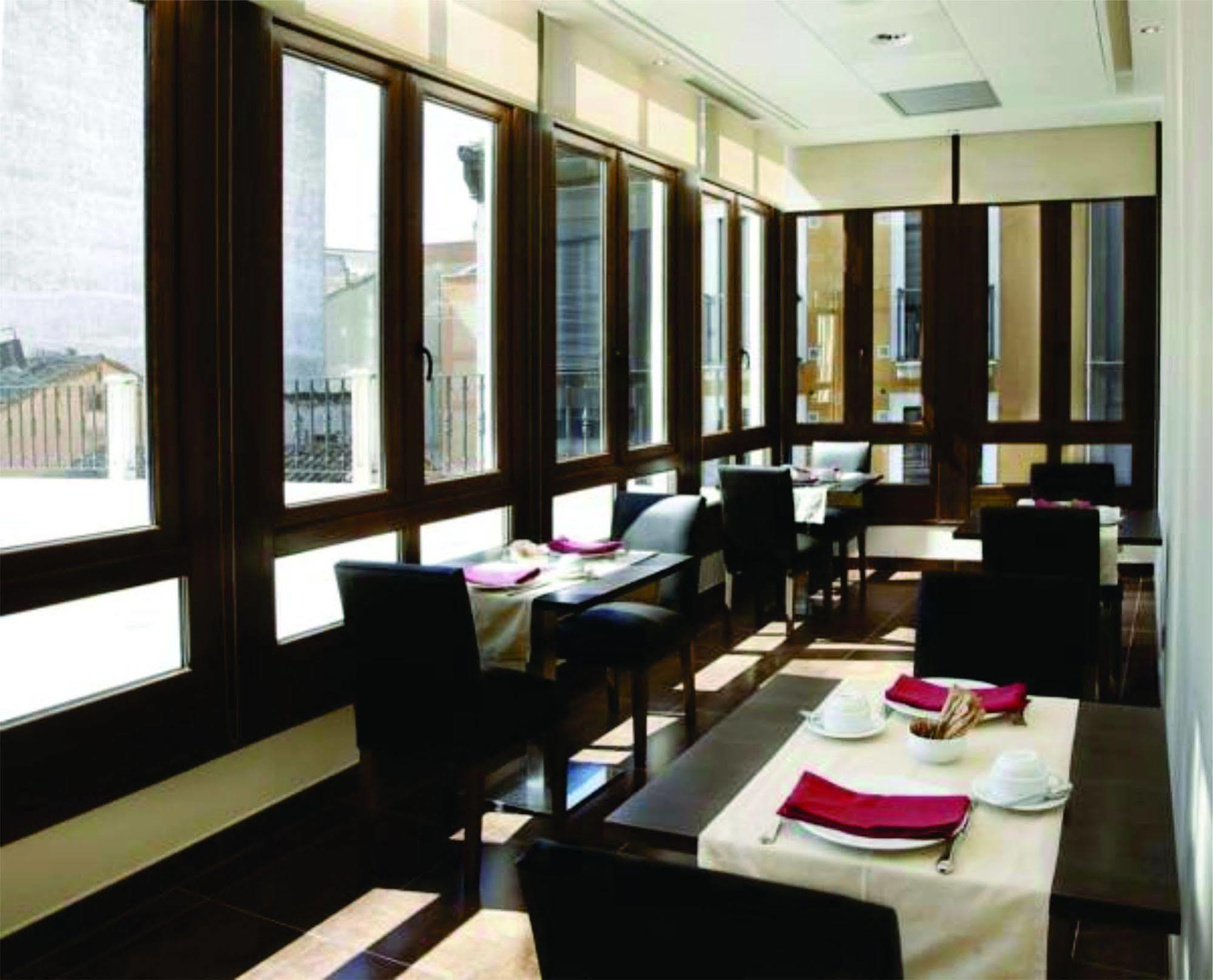 Hotel Villa De Aranda Aranda de Duero Restaurant photo